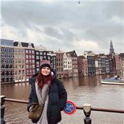 Online-Unterricht basierend auf interaktiven Spielen, Karten und Gesprächen! Mein Ziel ist es, Englisch zu unterrichten, indem ich